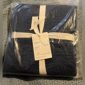 Pottery Barn ~ Hannah Deep Blue Pillow case Sham~NWT